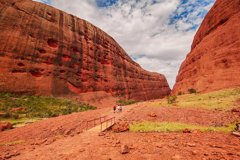 Kata Tjuta Sunrise And Valley Of The Winds Half-Day Trip - Lennox Head Accommodation 3