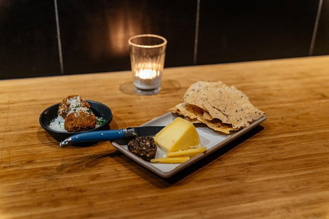 The Flavors Of Perth: Fremantle Wine & Bites Private Tour - Lennox Head Accommodation 4