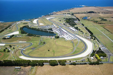 Phillip Island Helicopter Tour - Lennox Head Accommodation 4